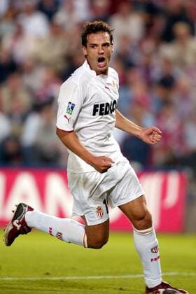 Fernando Morientes (Monaco) - Torjubel Fußball Herren Ligue Une 2003 2004, 1. Französische Liga, Lille - AS Monaco 1:1, Vdig Einzelbild Lille Freude,  
