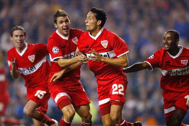 Torjubel Stuttgart v.li.: Christian Tiffert, Kevin Kuranyi und Cacau Fußball EC 1 Herren Champions League 2003 2004, Glasgow - VfB Stuttgart 2:1, Gruppe Glasgow Freude, Begeisterung,