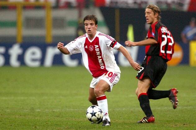 Rafael van der Vaart (Ajax) am Ball Fußball EC 1 Herren Champions League 2003 2004, AC Mailand - Ajax Amsterdam 1:0 Einzelbild Mailand Dynamik,