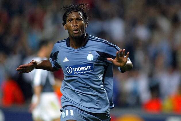 Didier Drogba (Marseille) - Torjubel Fußball EC 1 Herren Champions League 2003 2004, Olympique Marseille, OM, Ligue Une, 1. Französische Liga Einzelbild Marseille Freude,  