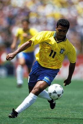 Romario (Brasilien) am Ball Fußball WM Herren Weltmeisterschaft 1994, Länderspiel, Nationalmannschaft, Nationalteam, Nationaltrikot, Vdia Einzelbild Palo Alto Dynamik,