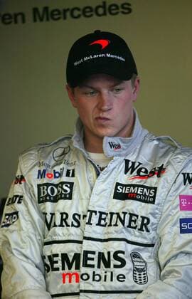 Kimi Räikkönen (Finnland McLaren-Mercedes) skeptisch Motorsport Grand Prix Herren Großer Preis von Japan 2003, Formel 1 Weltmeisterschaft, F1, F, GP, WM, Qualifying Einzelbild International Racing Course Suzuka Skepsis,