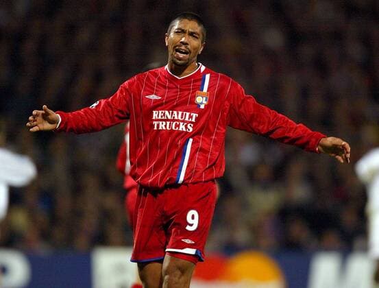 Giovane Elber (Lyon) enttäuscht Fußball EC 1 Herren Champions League 2003 2004, Olympique Lyonnais, OL, Vdig Einzelbild Lyon Enttäuschung,