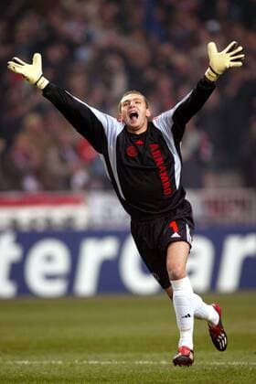 Torwart Bogdan Lobont (Ajax Amsterdam) - Torjubel Fußball EC 1 Herren Champions League 2003 2004, Ajax Amsterdam Einzelbild Amsterdam Freude, Begeisterung,  