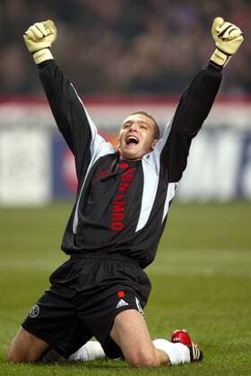 Torwart Bogdan Lobont (Ajax Amsterdam) - Torjubel Fußball EC 1 Herren Champions League 2003 2004, Ajax Amsterdam Einzelbild Amsterdam Freude, Begeisterung,  