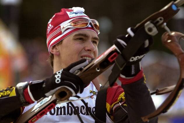 Michael Greis (Deutschland) - Stehendschießen Biathlon Herren Weltcup 2002 2003, Welt-Cup, Worldcup, World, WC, Einzelbild Ruhpolding