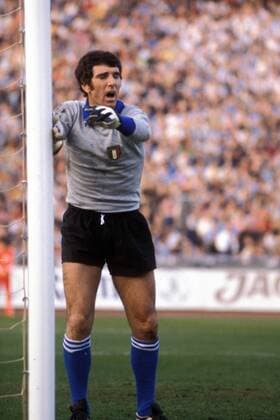 Torwart Dino Zoff (Italien) Fußball Länderspiel Herren Länderspiel 1977, Testspiel, Test, Freundschaftsspiel, Nationalmannschaft, Nationalteam, Einzelbild Berlin