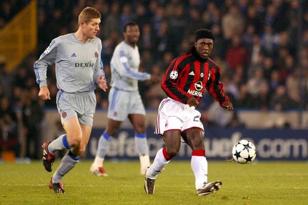 Clarence Seedorf (re., Milan) gegen Gert Verheyen (Brügge) Fußball EC 1 Herren Champions League 2003 2004, FC Brügge - AC Mailand 0:1, Vdig Gruppe Brügge Dynamik,