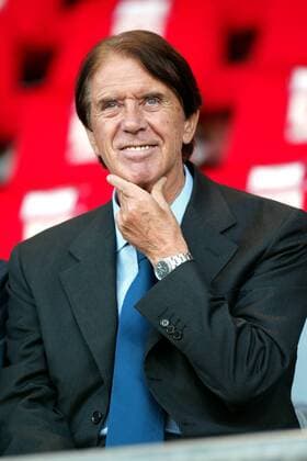 Chefscout Cesare Maldini (Milan) skeptisch Fußball Herren Serie A 2003 2004, 1. Italienische Liga, AC Mailand Einzelbild Lille Nachdenklichkeit, Skepsis  