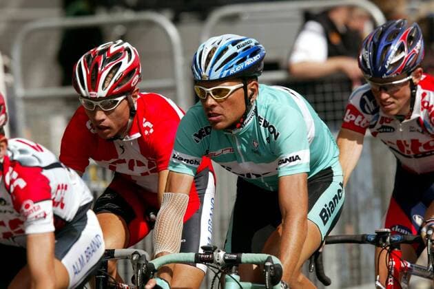 Nicki Soerensen (Dänemark CSC, li.) und Jan Ullrich (Deutschland Bianchi) Radsport Herren Tour de France 2003, Straßenradsport, Straße, Rad Gruppe Paris, 20. Etappe  