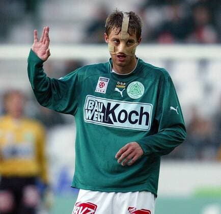 Adnan Mravac (Mattersburg) Fußball Herren tmobileBundesliga 2003 2004, 1. Österreichische Liga, Salzburg - SV Mattersburg 4:0 Einzelbild Salzburg