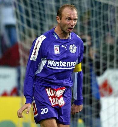 Heiko Laessig (Salzburg) wütend Fußball Herren tmobileBundesliga 2003 2004, 1. Österreichische Liga, SV Wüstenrot Salzburg Einzelbild Salzburg Wut,