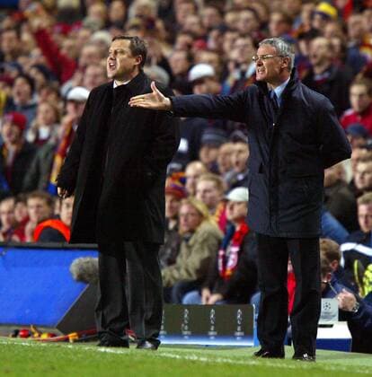 Die Trainer Jiri Kotrba (Sparta Prag, li.) und Claudio Ranieri (FC Chelsea) sind ungeduldig Fußball EC 1 Herren Champions League 2003 2004, FC Chelsea London - AC Sparta Praha 0:0 Gruppe London Spannung, Ungeduld,
