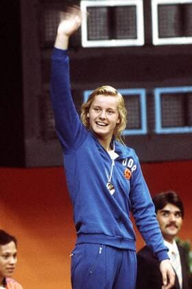 Olympiasiegerin Kornelia Ender (DDR) freut sich Schwimmen OS Sommer Damen Olympische Sommerspiele 1976, Olympia, Olympiade, Spiele, Schwimmsport, Freistil, Freistilschwimmen Einzelbild Montreal Freude,