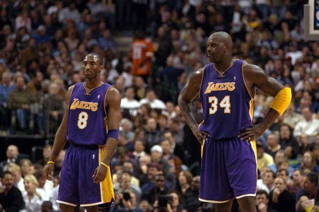 Shaquille O Neal (re.) und Kobe Bryant (beide Los Angeles Lakers) Basketball Herren NBA 2003 2004, Dallas - Los Angeles Lakers 103:114, LA, L.A. Gruppe Dallas