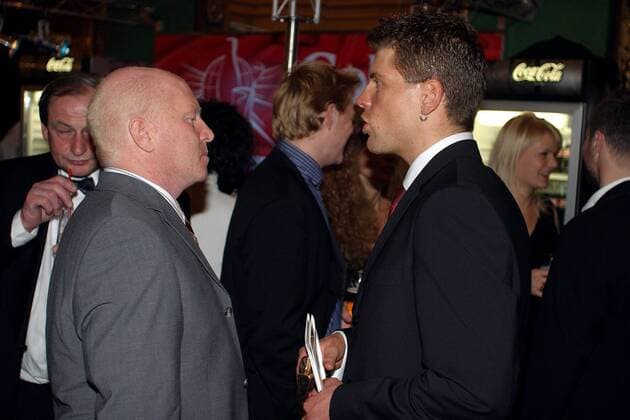 Jan Ullrich (Deutschland, re.), der Sportler des Jahres 2003, im Gespräch mit Rudy Pevenage (Belgien), persönlicher Betreuer von Ullrich Radsport Herren Wahl zum Sportler des Jahres 2003, Sportlerwahl, Gala, Sportlergala, Ehrung Gruppe Baden Baden