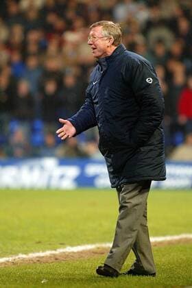 Trainer Sir Alex Ferguson (Manchester United) Fußball Herren English Premier League 2003 2004, 1. Englische Liga, Bolton - Manchester United 0:2, ManU Einzelbild Bolton
