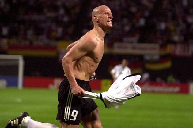 Carsten Jancker (Deutschland) - Torjubel Fußball WM Herren Weltmeisterschaft 2002, Länderspiel, Gruppenspiel, Gruppe E, Nationalmannschaft, Nationalteam Einzelbild Sapporo Begeisterung, Freude,