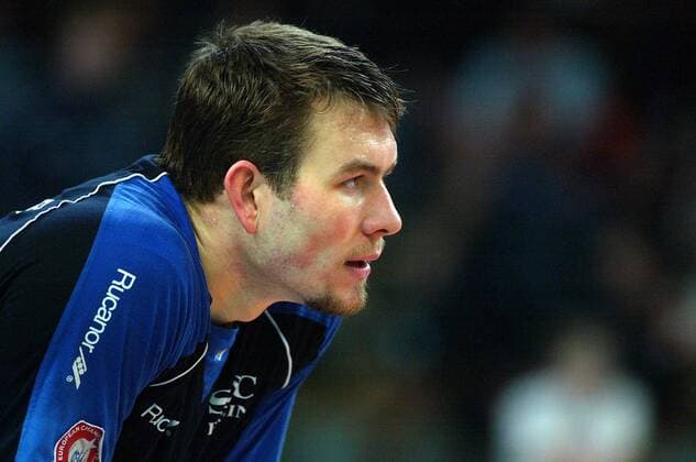 Marco Liefke (SCC Berlin) Volleyball EC 1 Herren Champions League 2003 2004, SC Charlottenburg Berlin Einzelbild Berlin Spannung,