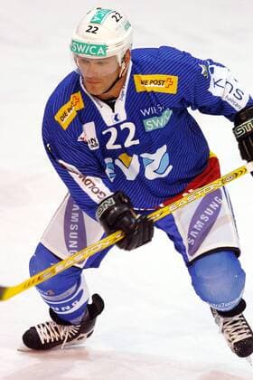 Claude Lemieux (EV Zug) Eishockey Herren Nationalliga A 2003 2004, NLA, 1. Schweizer Eishockey Liga, Langnau - EV Zug 1:2, Vdig Einzelbild Langnau