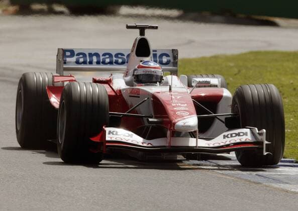 Olivier Panis (Frankreich Toyota) in seinem Boliden Motorsport Grand Prix Herren Großer Preis von Australien 2004, Formel 1 Weltmeisterschaft, F1, F, GP, WM, Vdig Einzelbild Albert Park Melbourne
