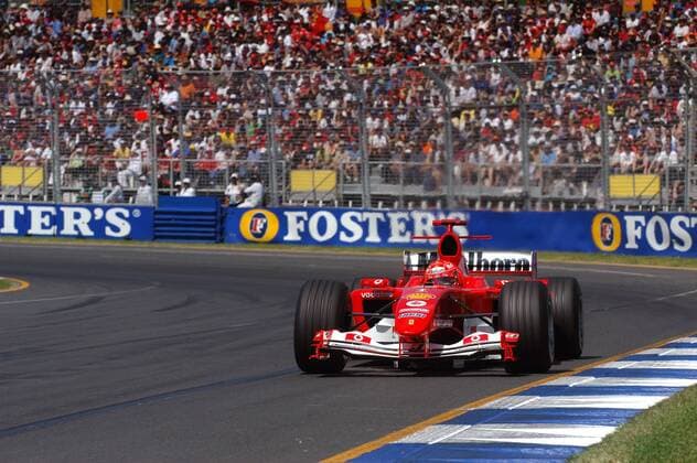 Michael Schumacher (Deutschland Ferrari) in seinem Boliden vor der Tribüne Motorsport Grand Prix Herren Großer Preis von Australien 2004, Formel 1 Weltmeisterschaft, F1, F, GP, WM, Qualifying, Vdig Totale Albert Park Melbourne