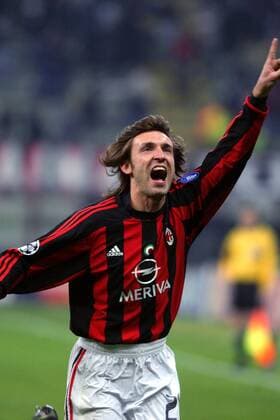 Torschütze Andrea Pirlo (Milan) jubelt Fußball EC 1 Herren Champions League 2003 2004, AC Mailand, Viertelfinale, Vdig Einzelbild Mailand Freude, Begeisterung,
