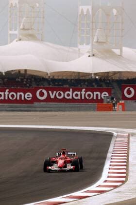 Michael Schumacher (Deutschland Ferrari) in seinem Boliden Motorsport Grand Prix Damen Großer Preis von Bahrain 2004, Formel 1 Weltmeisterschaft, F1, F, GP, WM, Vdig, Qualifikation Totale Bahrain Racing Circuit Manama