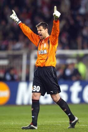 Torwart Flavio Roma (Monaco) - Torjubel Fußball EC 1 Herren Champions League 2003 2004, Viertelfinale, AS Monaco, Einzelbild Monaco Freude,  
