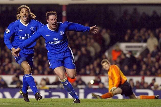 Wayne Bridge (re.) und Hernan Crespo (beide Chelsea) - Torjubel Fußball EC 1 Herren Champions League 2003 2004, Viertelfinale, London - Chelsea FC London 1:2, Gruppe London Freude, Begeisterung,