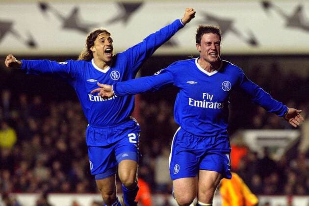 Wayne Bridge (re.) und Hernan Crespo (beide Chelsea) - Torjubel Fußball EC 1 Herren Champions League 2003 2004, Viertelfinale, London - Chelsea FC London 1:2, Gruppe London Freude, Begeisterung,