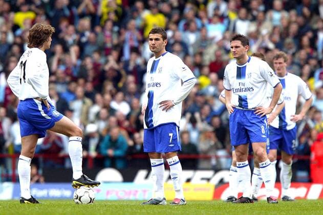 Enttäuschte Gesichter bei Chelsea, v. re.: Frank Lampard, Adrian Mutu und Hernan Crespo Fußball Herren English Premier League 2003 2004, 1. Englische Liga, Chelsea FC London, Vdig Gruppe Birmingham Enttäuschung,