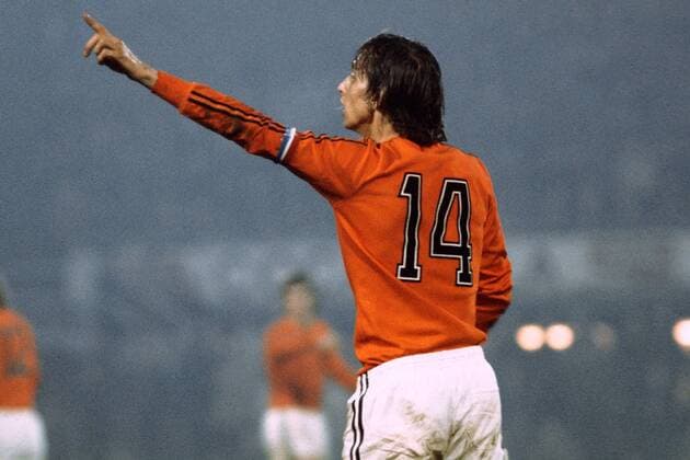 Johan Cruyff (Niederlande) Fußball Länderspiel Herren Länderspiel 1974, Testspiel, Test, Freundschaftsspiel, Nationalmannschaft, Nationalteam Einzelbild Rotterdam