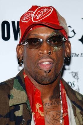 Dennis Rodman (USA) feiert seinen 43. Geburtstag im The Highlands in Hollywood Basketball Herren Geburtstagsfeier 2004, Geburtstag, Geburtstagsparty, 43 Jahre, Vdig Porträt Hollywood