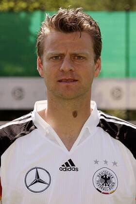 Christian Wörns (Deutschland) Fußball EM Herren Vorschau Europameisterschaft 2004, Euro, Vorstellung, Präsentation, Pressetermin, Porträttermin Porträt