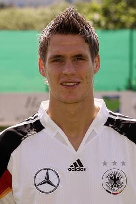 Sebastian Kehl (Deutschland) Fußball EM Herren Vorschau Europameisterschaft 2004, Euro, Vorstellung, Präsentation, Pressetermin, Porträttermin Porträt