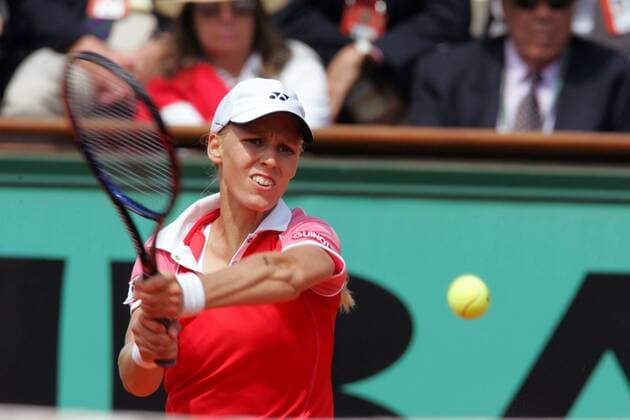Elena Dementieva (Rußland) - beidhändige Rückhand Tennis Damen French Open 2004, Grand Slam, WTA-Tour, Halbfinale, Vdig Einzelbild Roland Garros Paris Dynamik,  