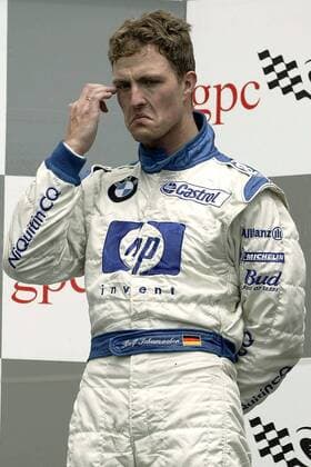 Ralf Schumacher (Deutschland BMW-Williams) enttäuscht während der Siegerehrung beim Großen Preis von Kanada Motorsport Grand Prix Herren Großer Preis von Kanada 2004, Formel 1 Weltmeisterschaft, F1, F, GP, WM, Vdig Einzelbild Montreal Enttäuschung,