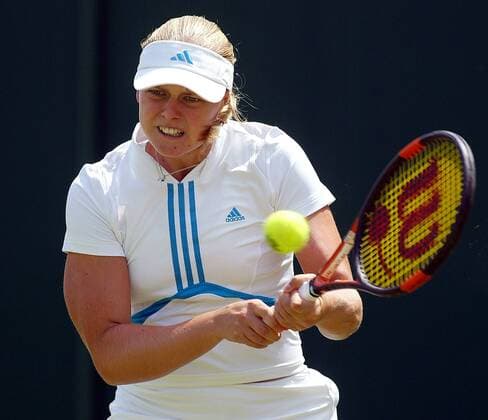 Anna-Lena Groenefeld (Deutschland) - beidhändige Rückhand Tennis Damen All England Championships 2004, Grand Slam, WTA-Tour Einzelbild Wimbledon London
