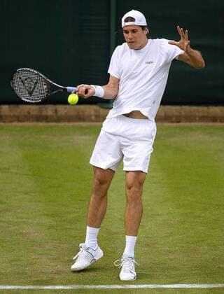 Thomas Haas (Deutschland) - Vorhand Tennis Herren All England Championships 2004, Grand Slam, ATP-Tour, Rasen, Rasenplatz, Rasentennis, Rasenturnier, Einzelbild Wimbledon London Dynamik,