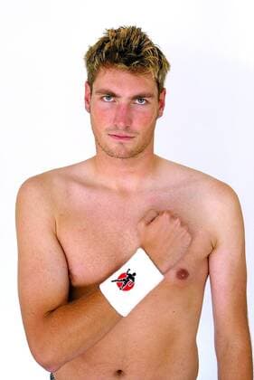 Torwart Carsten Lichtlein (Deutschland) ist nur bekleidet mit einem Schweißband des Ausstatters Kempa Handball Herren Nationalmannschaft 2004, Nationalteam, Studio, Fotostudio, Studioshooting, Aufmacher Porträt Köln