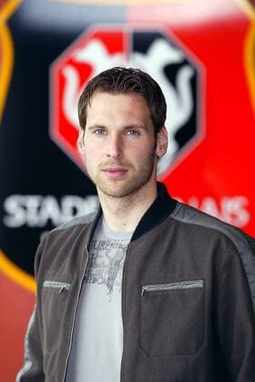 Torwart Petr Cech (Rennes) Fußball Herren Ligue Une 2003 2004, 1. Französische Liga, Stade Rennais, Shooting, Fotoshooting, Fototermin, Vdig Porträt Aufmacher Rennes  