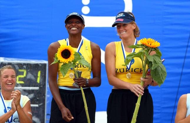 Ines Pianka (re.) und Tonya Williams (beide SSG Hamm Deutschland) - die Sieger der Zürich Masters 2004 in Zinnowitz Beachvolleyball Damen Zürich Masters 2004, Beach, Vdig, Gruppe Zinnowitz Freude,