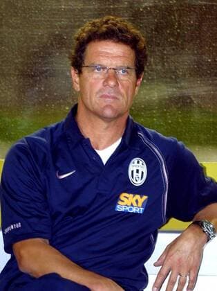 Trainer Fabio Capello (Juventus) unzufrieden Fußball Herren Saisonvorbereitung 2004 2005, Juventus Turin, Vorbereitung, Juve, Test, Testspiel, Vdig Einzelbild Izmir