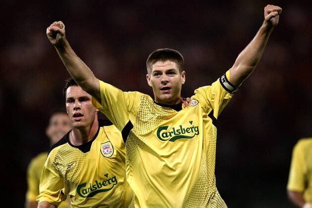 Steven Gerrard (Mitte) und Stephen Finnan (beide FC Liverpool) - Torjubel Fußball EC 1 Herren Champions League Qualifikation 2004 2005, Vdig, English Premier League, 1. Englische Liga Gruppe Steve Graz Freude,