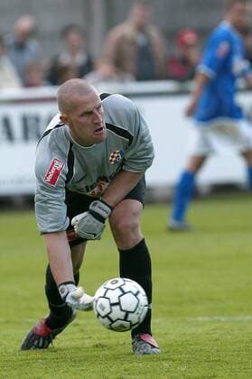 Torwart Ivan Turina (Dinamo Zagreb) - Abwurf Fußball Herren Saisonvorbereitung 2004 2005, Vorbereitung, Test, Testspiel, Dynamo Zagreb Einzelbild pan6617 Dynamik,  
