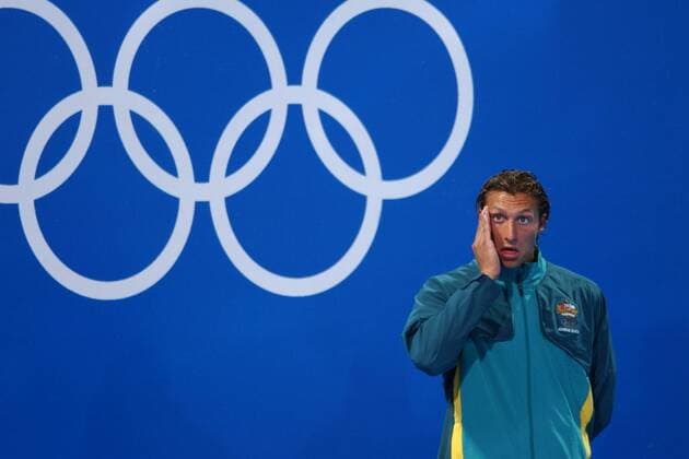 Olympiasieger Ian Thorpe (Australien) verdrückt eine Träne Schwimmen OS Sommer Herren Olympische Sommerspiele Athen 2004, Olympia, Olympiade, Spiele, Schwimmsport Einzelbild Maroussi