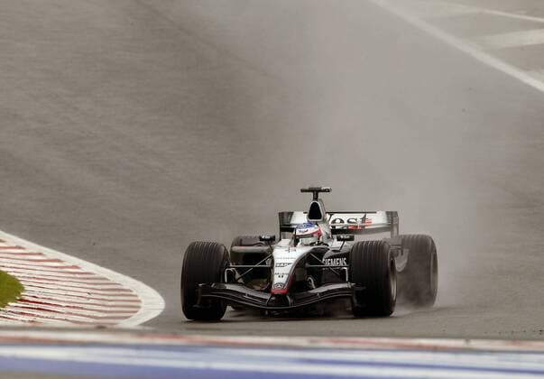 Kimi Räikkönen (Finnland McLaren-Mercedes) in seinem Boliden Motorsport Grand Prix Herren Großer Preis von Belgien 2004, Formel 1 Weltmeisterschaft, F1, F, GP, WM, Qualifying, Vdig Einzelbild Spa-Francorchamps Dynamik,