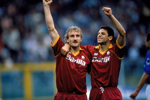 Rudi Völler (li.) und Ruggiero Rizzitelli (beide AS Rom) - Torjubel Fußball Herren Serie A 1990 1991, 1. Italienische Liga, AS Rom, Roma, Vdia Gruppe Genua Freude,
