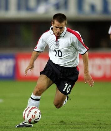 Michael Owen (England) am Ball Fußball Länderspiel Herren Weltmeisterschaftsqualifikation 2004, Qualifikation, Länderspiel, Nationalmannschaft, Nationalteam Einzelbild Wien Dynamik,